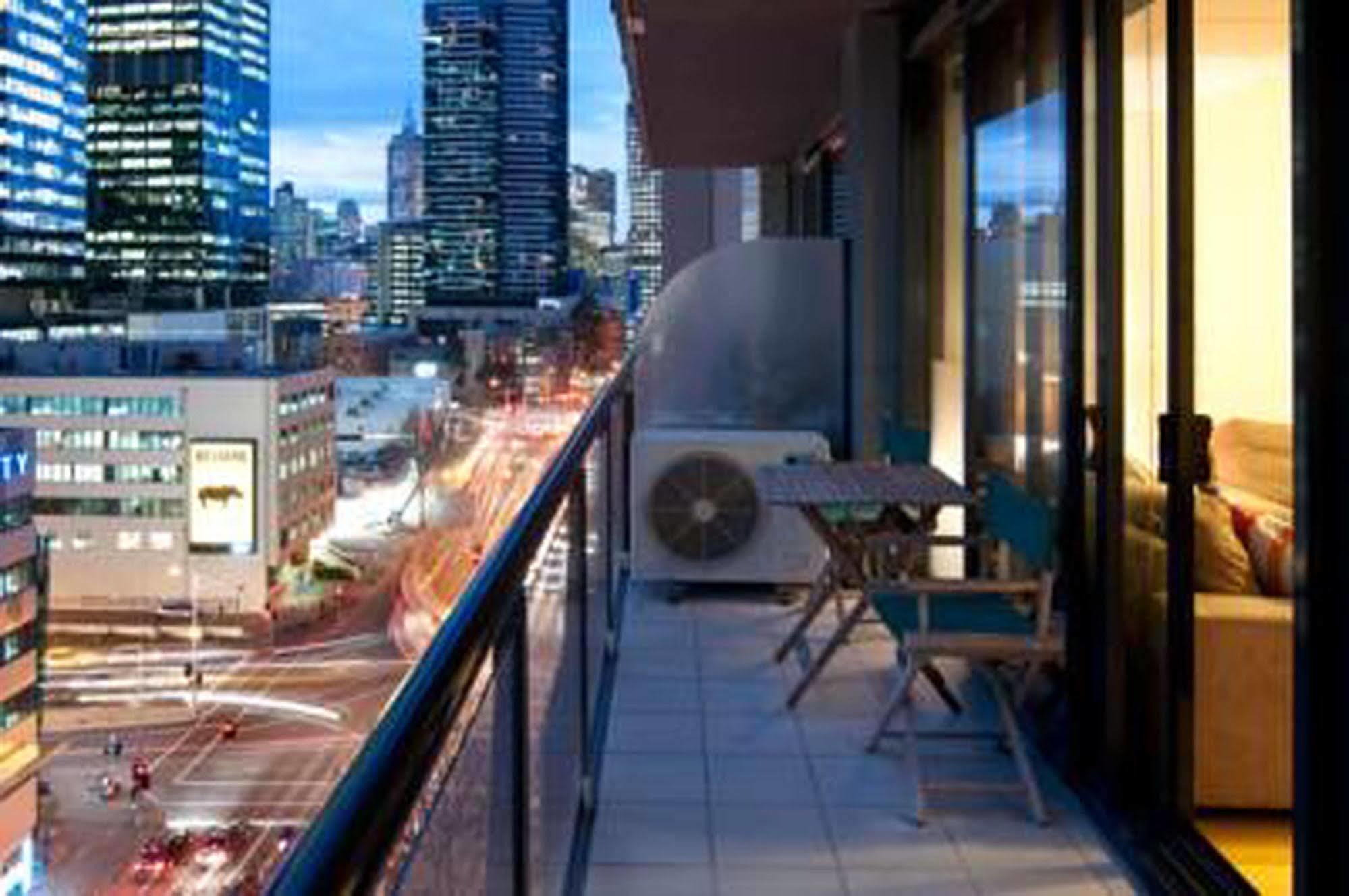 Inner Melbourne Serviced Apartments Exterior photo